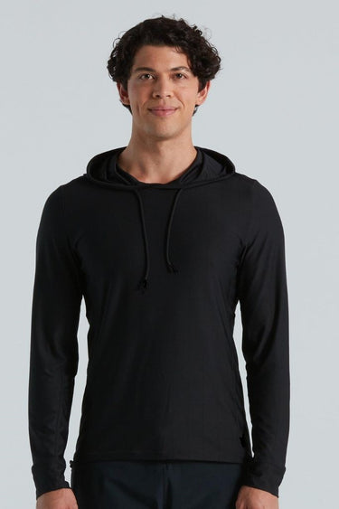 Sudadero Slim Fit Negro - Diseño fresco y llamativo